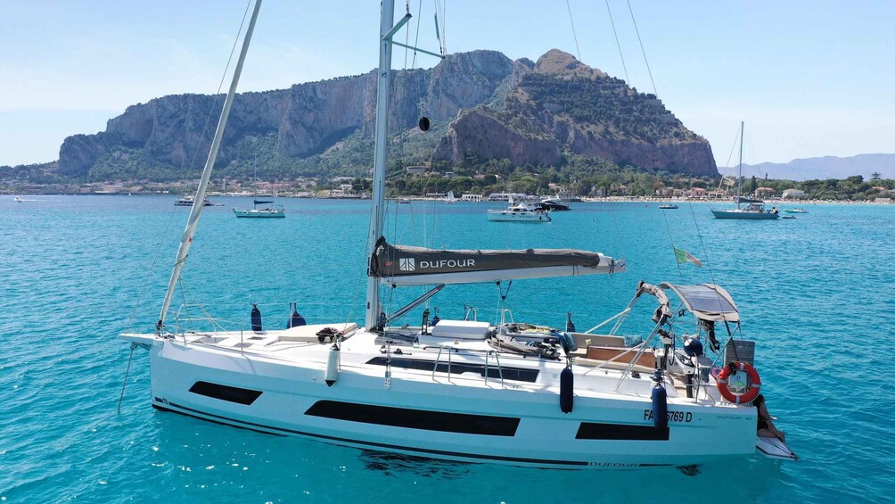 Picture 6 for Activity Sailing excursions from Palermo to Mondello with an aperitif on board 2