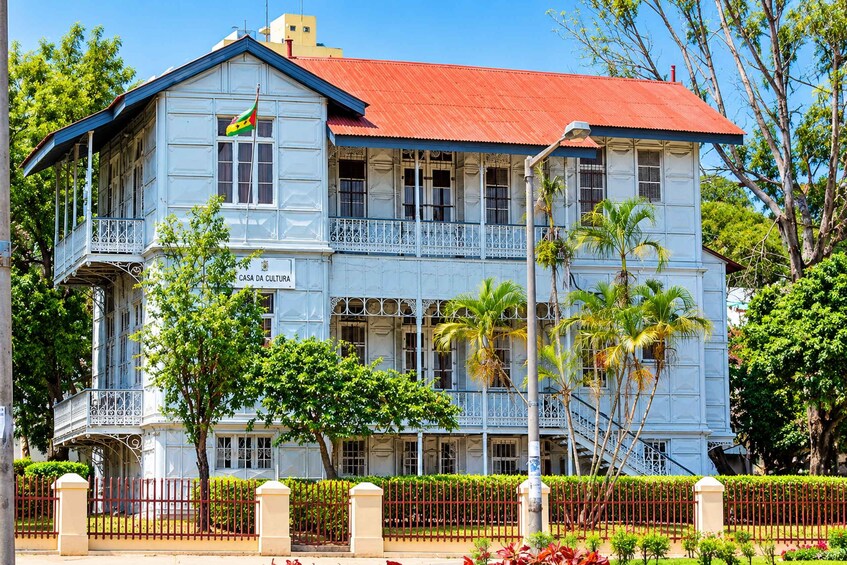 Picture 12 for Activity Top 10 best places with driver at Maputo 3