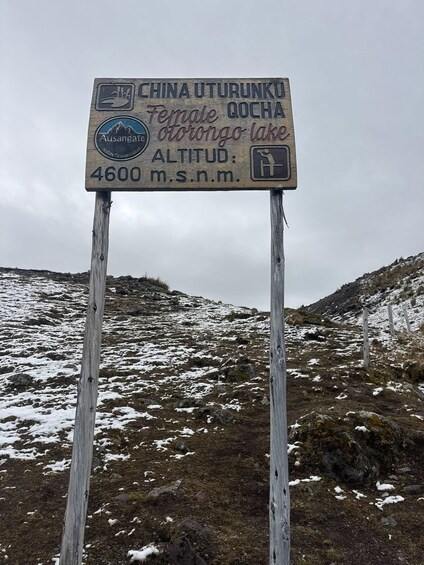 Picture 3 for Activity From Cuzco: Ausangate 7 Lakes Trek with Hot Springs & Lunch 2