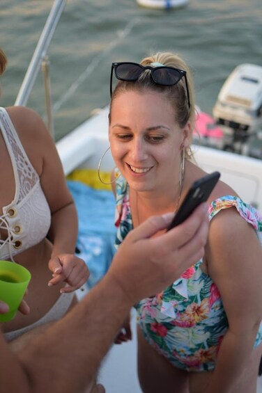 Picture 2 for Activity Belgrade: Private Sunset Boat Tour with Photography 5