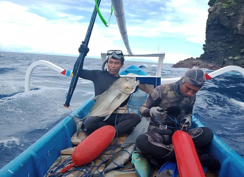 Picture 13 for Activity Lombok: Gili Kedis Camping, Spearfishing, BBQ & Bonfire 2