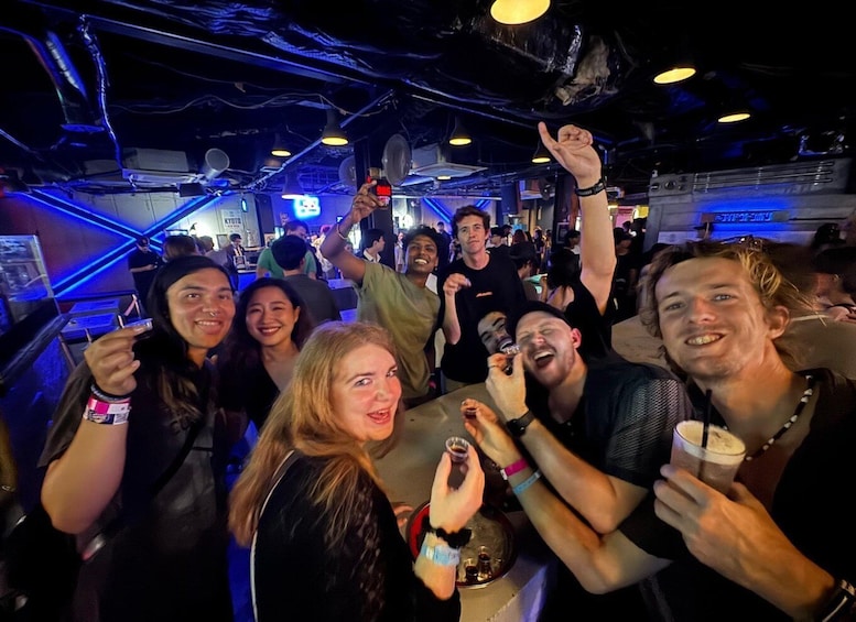 Osaka Pub Crawl by Tourivo 1