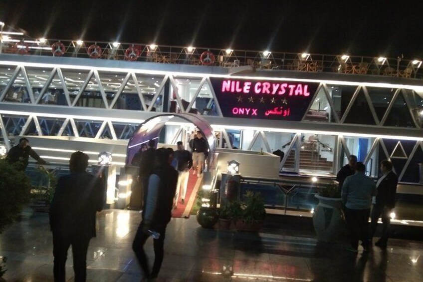 Cairo Dinner Cruise with Sunset & Live Show on the Nile 2