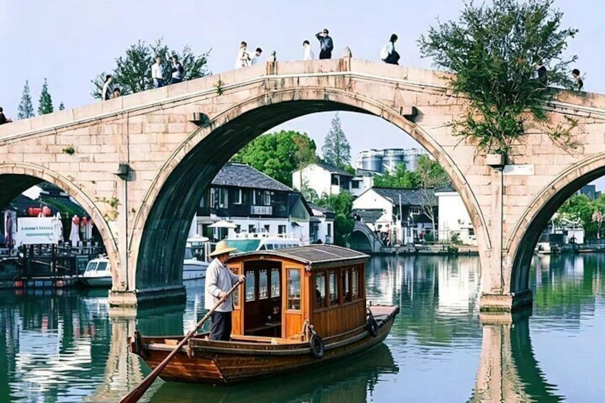 Zhujiajiao River Boat & Shanghai Highlights Customized Day Tour 1