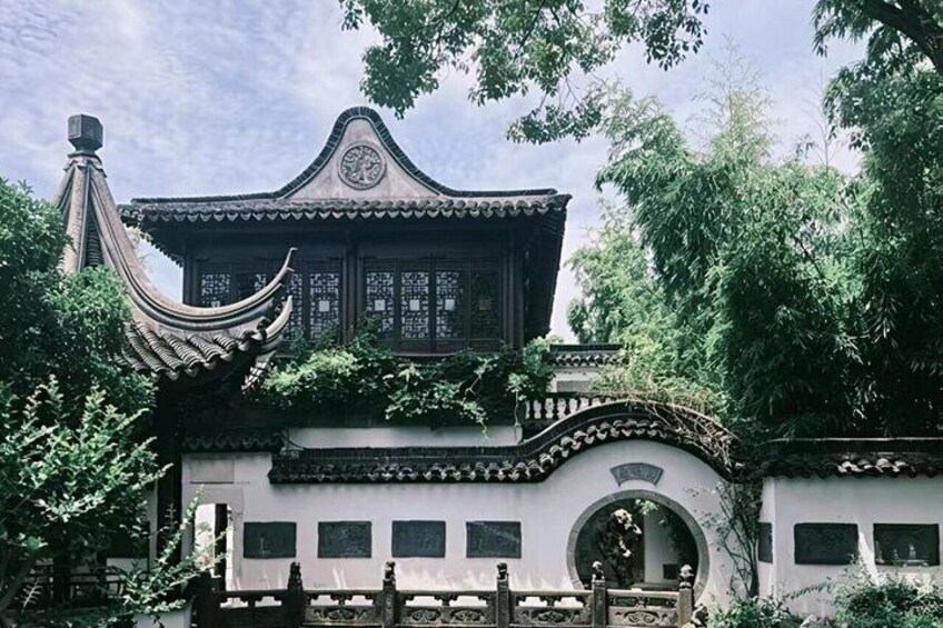 Shanghai Day Tour: Zhujiajiao & City Highlights with Boat Ride 2