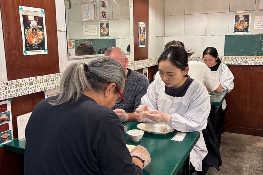 Osaka Authentic Gyoza Making & Onigiri Experience 2