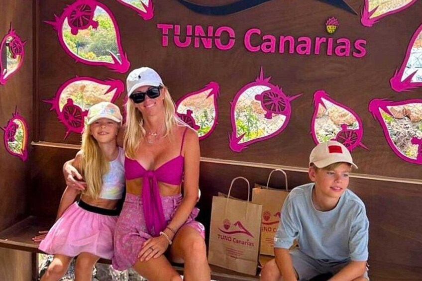 Tenerife Red Cactus Farm Experience: Farm Tour, Tasting & Animals 3