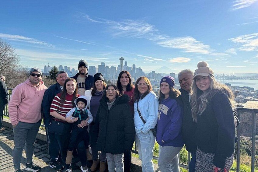 Private Seattle City Tour with Pike Place & Space Needle 1