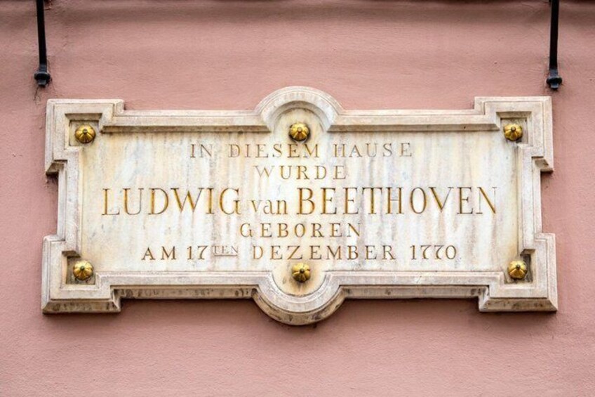A plaque commemorating Ludwig van Beethoven's birth in a house in Wurld. 2