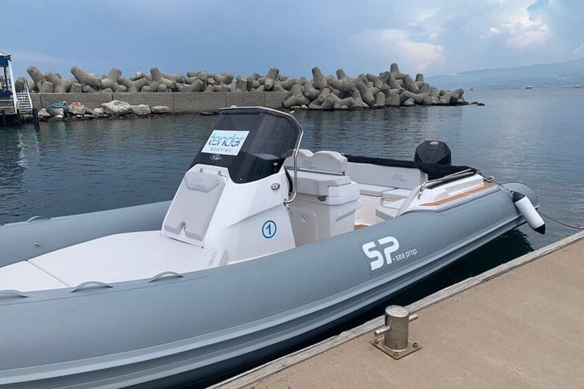 Boat Rentals and Private Tours to the Aeolian Islands with Tender 3