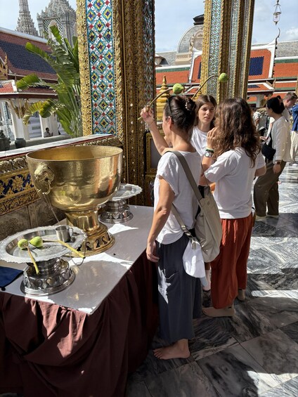Picture 9 for Activity Bangkok: Grand Palace & Temples Guided TukTuk City Tour 3