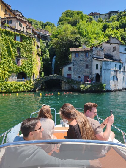 Picture 27 for Activity Lake Como: Private Boat Tour among Villages and Local Stories 4