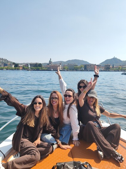 Picture 2 for Activity Lake Como: Private Boat Tour among Villages and Local Stories 1