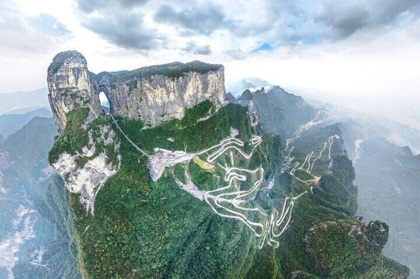 Zhangjiajie 3 Day Tour Tianmen Avatar Mountains and Glass Bridge 3