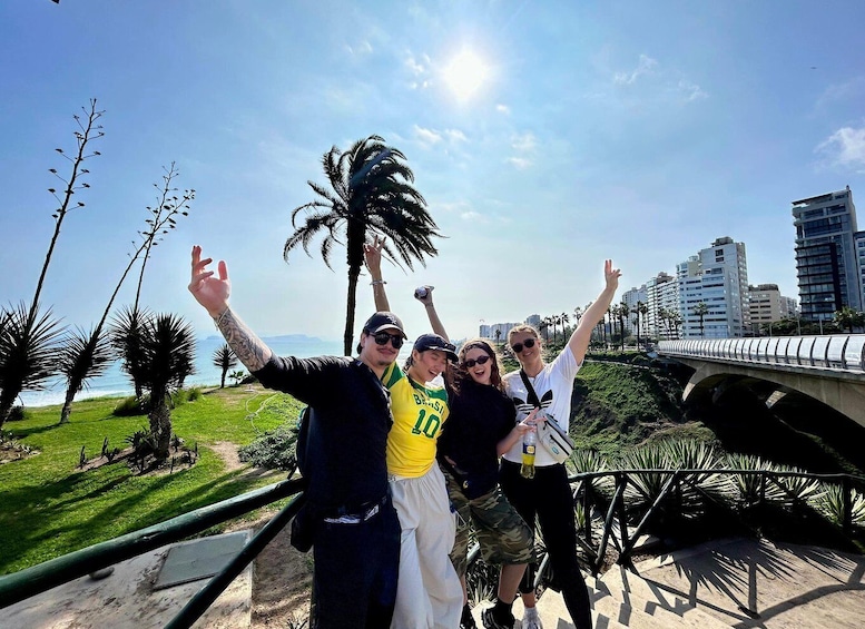 Miraflores: Local Walking Tour & Free eBook 1