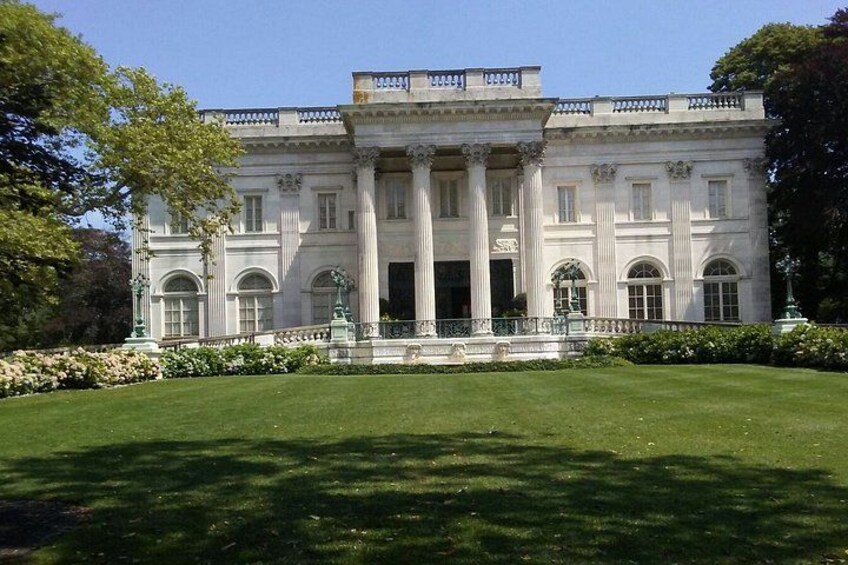 Historic Highlights Featuring Gilded Age Tour 2
