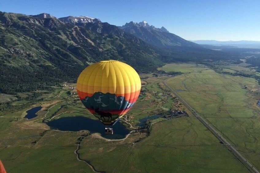 Scenic Hot Air Balloon Rides in Jackson Hole 3