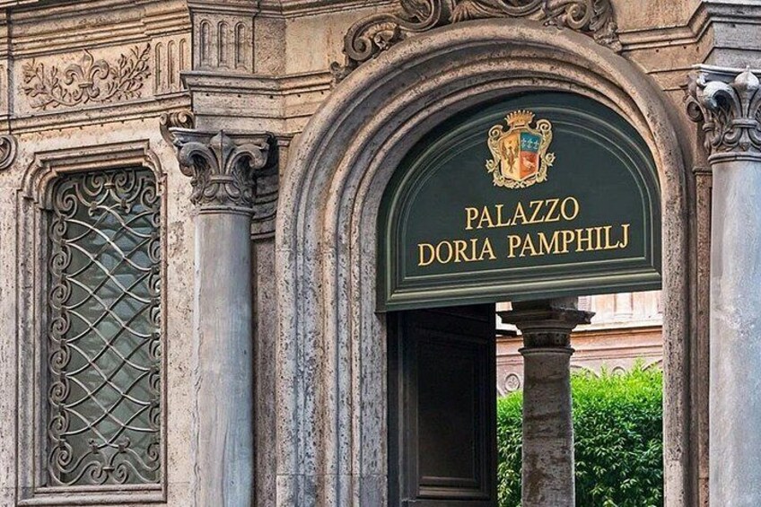 Palazzo Doria Pamphilj Skip-the-Line Ticket with Audio Guide 2
