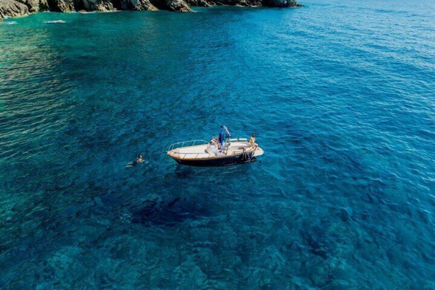 Private boat tour at sunset in Cinque Terre 3