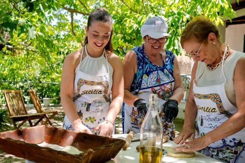 Traditional Cooking Course from Grandma Lucia with Wood Oven 1