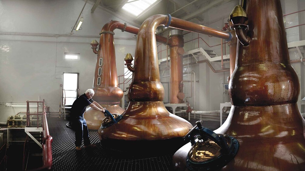Picture 1 for Activity Glasgow: Glengoyne Distillery Tour & Whisky Tasting 3