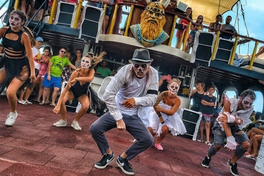 Kemer GONSTER Deluxe Pirate Boat Trip | Lunch, Drinks & Transfer 3