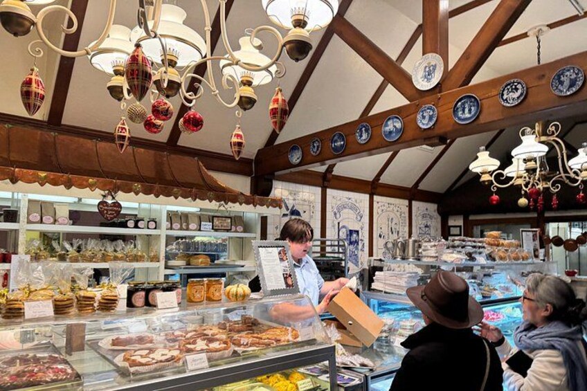 Santa Barbara Authentic Walking Food Tour with 5 Dishes 5