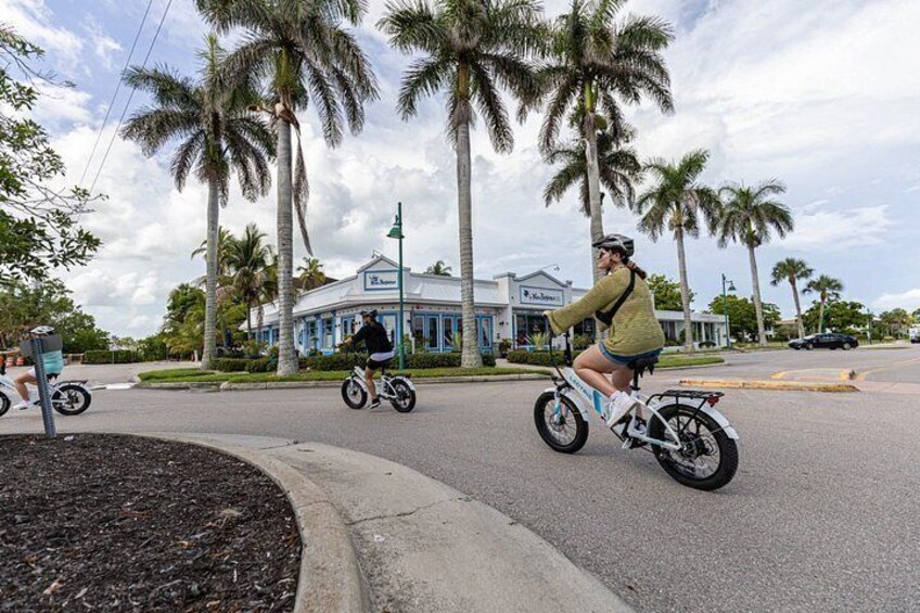 E Bike Tour - Explore Downtown Naples Florida - Fun & Scenic Tour 2