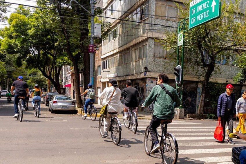 Michelin Taco Bike Tour: Roma Norte & Condesa /All-Inclusive. 4