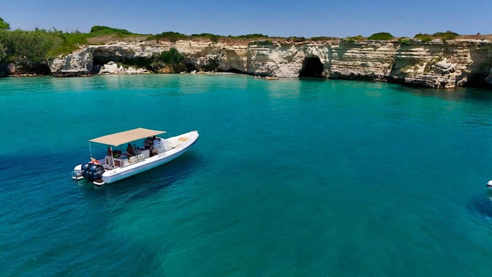 Picture 41 for Activity Otranto boat tour: sea, caves, and snorkeling 2