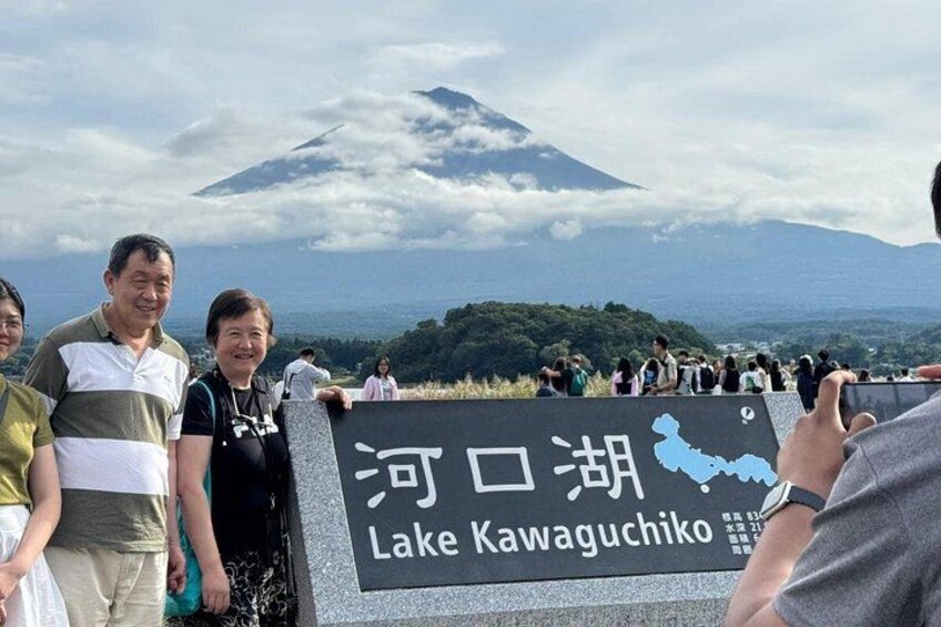 Private Tour To Mount Fuji from Tokyo - A Majestic Experience 2