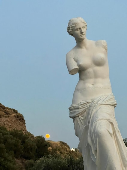 Milos: Architecture and History Walks & Sketching Workshop 1