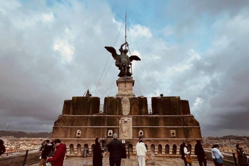 Castel Sant’Angelo Breakfast E Terrace Tour in Rome 3