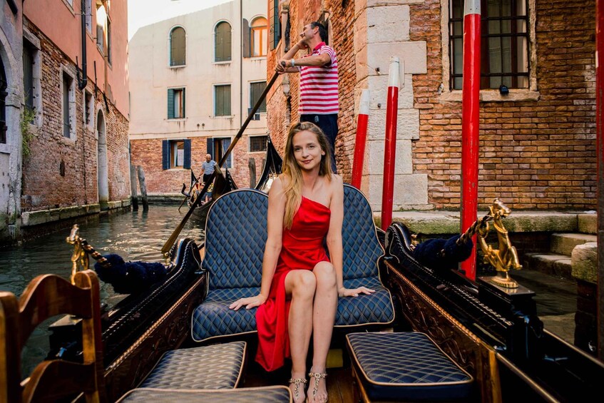 Picture 8 for Activity Venice Private Gondola ride with Photoshoot & Videos 5