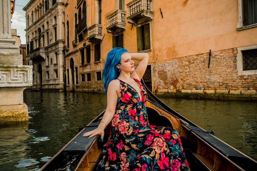 Picture 39 for Activity Venice Private Gondola ride with Photoshoot & Videos 4