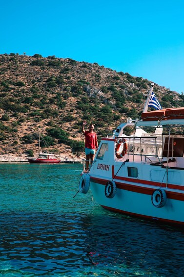 Picture 33 for Activity Naxos: Two-hour cruise from Panermos to Rina Cave with swimming & diving 5