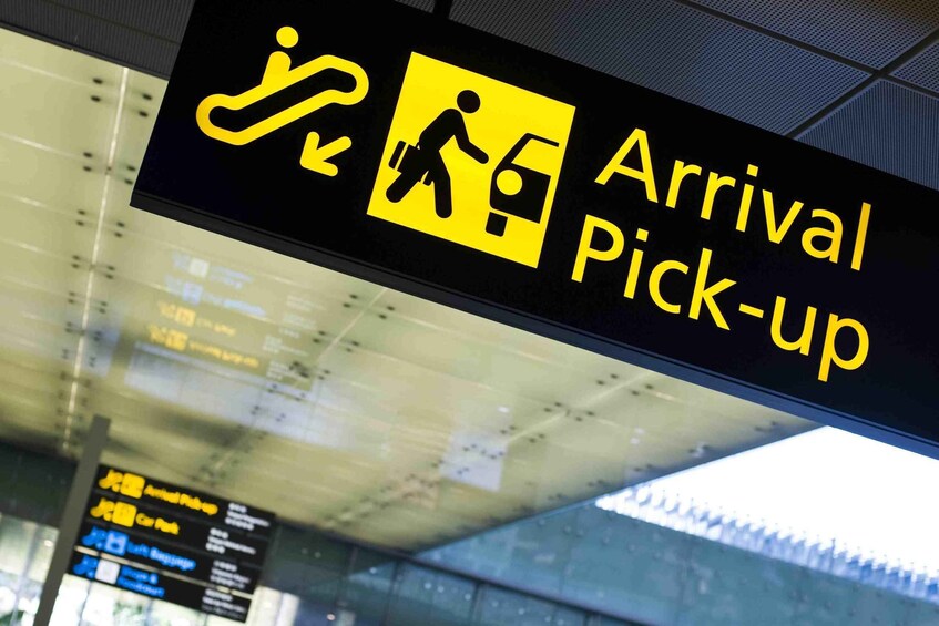 Picture 1 for Activity Incheon/GMP Airport Seoul Transfer with English Driver/Guide 2