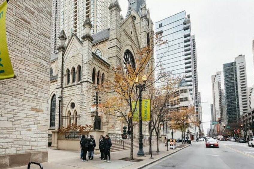 Chicago: Gangsters and Food Tasting Walking Tour 2