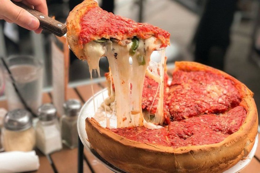 Chicago: Gangsters and Food Tasting Walking Tour 1