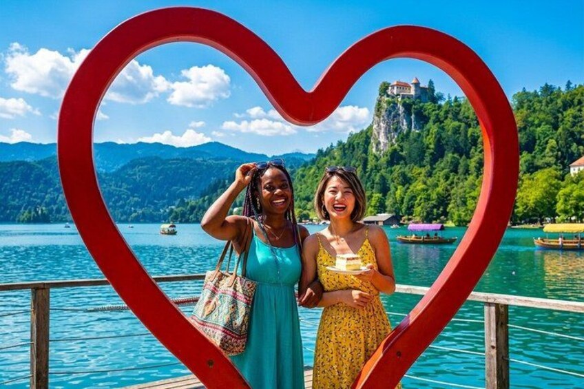 Zagreb: Bled & Ljubljana Day Tour with Chocolate Gift 1