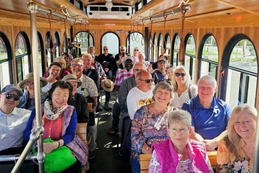 Shared Foliage Trolley Tour 1