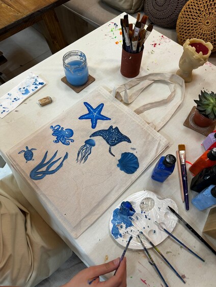 Picture 1 for Activity Antalya: Tote Bag Painting Workshop - Carry Your Own Art 2