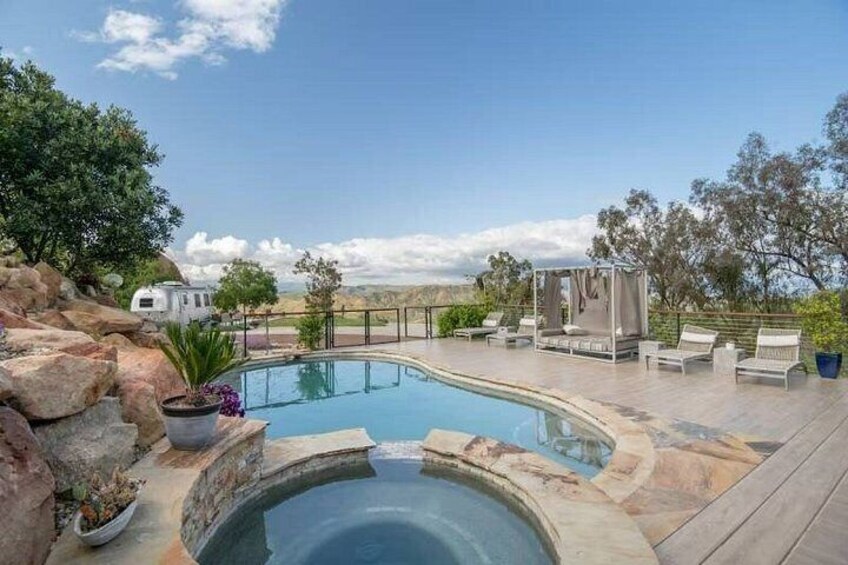 Private Helicopter Tour and Luxury Glamping Overnight Retreat 2