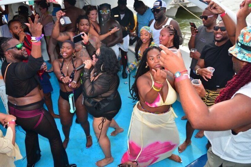 Hip Hop Party Party Boat with Live DJ Soca Dancehall Afrobeat 4