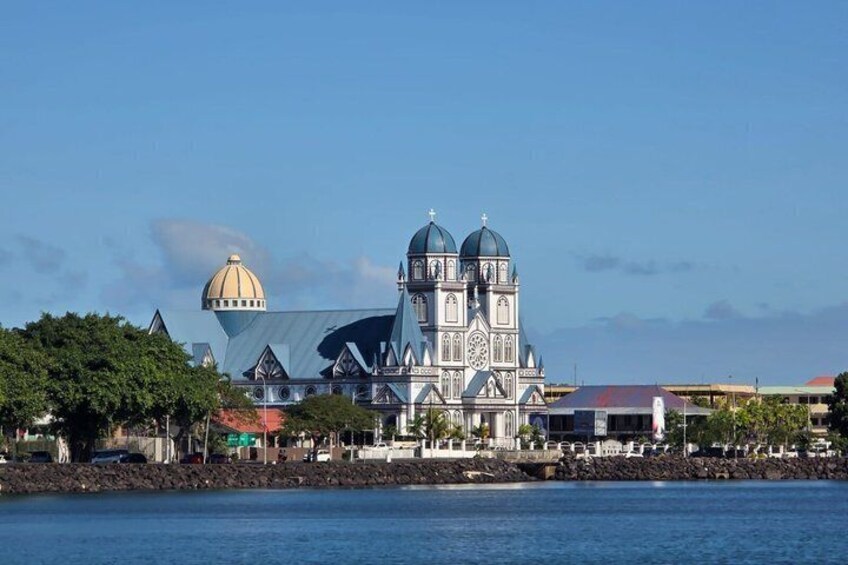 Apia Town and Nature Experience Tour 4