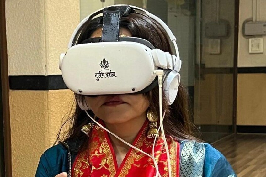 6D Panch Aarti VR Experience at Shri Kashi Vishwanath Temple 4