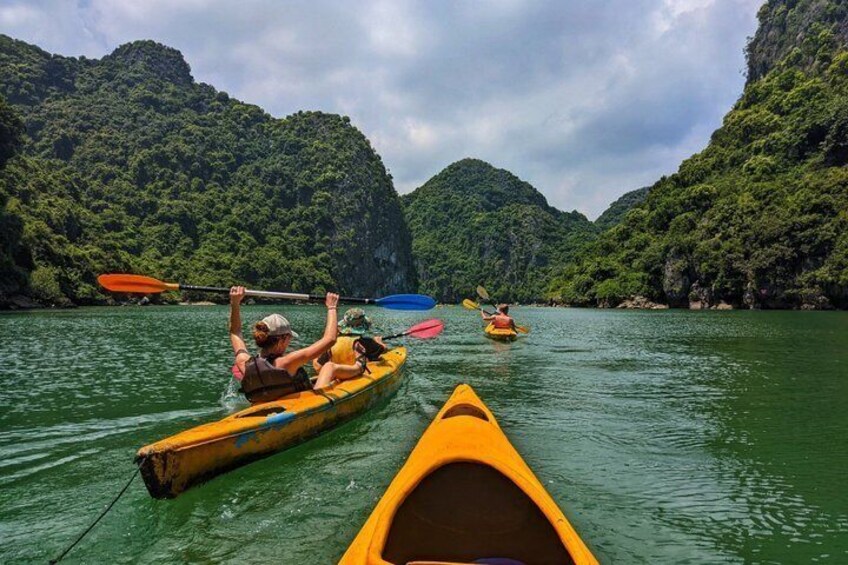 Ha Long Bay Cruise Tour with Canoe, Kayaking, Titov Island 1