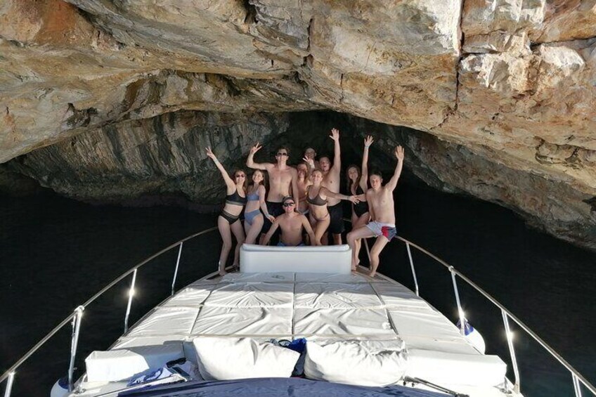 Private Luxury Yacht Tour in Alanya 5