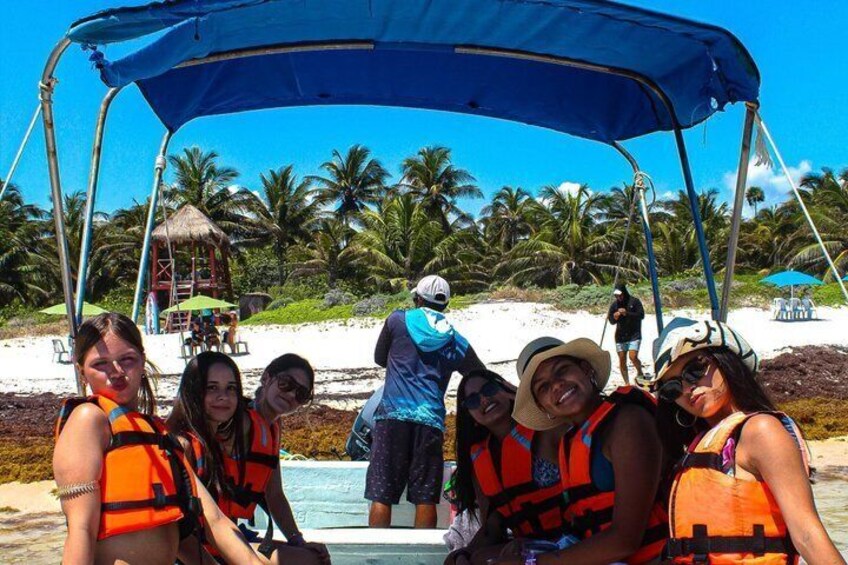 Discover Tulum from the Sea and Swim with Turtles 4