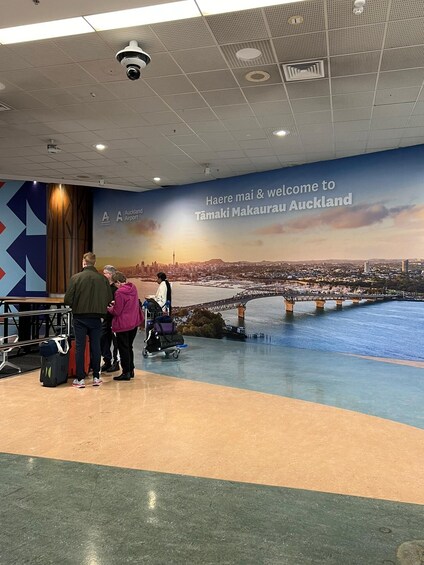Picture 3 for Activity Premium Transfers From Auckland Airport To Auckland City 2
